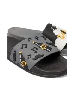 Claquettes Fête De Bière 8 Claquettes Fête De Bière -Le Bar à Chaussettes 3 0d5bf3a5 5818 46e0 9f30 f1d620f7937a