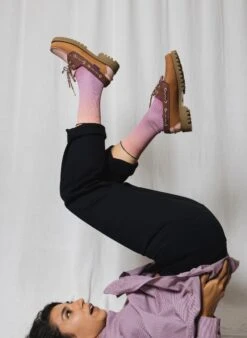 Chaussettes Côtelées Panorama No 1 - Violet & Rose -Le Bar à Chaussettes 8 ca92f1a3 ccd9 433e 8aff b6130e64708f