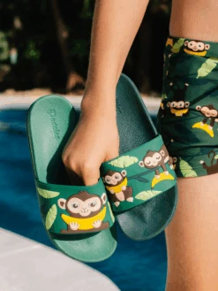 Claquettes Enfants Singe Dans La Jungle 11 Claquettes Enfants Singe Dans La Jungle -Le Bar à Chaussettes D K F SD 02 C PVC 1985 06