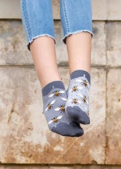 Socquettes En Bambou Abeilles - Grises 7 Socquettes En Bambou Abeilles - Grises -Le Bar à Chaussettes PH06 009 6