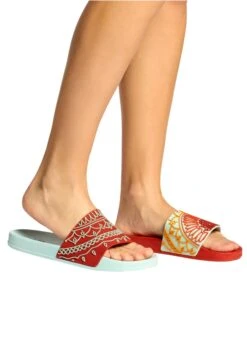 Claquettes Mandala 8 Claquettes Mandala -Le Bar à Chaussettes imgi 129 D W F SD 02 C PVC 2347 VFB 5 e77d7cbe 2f78 4547 89c3 1f3cd7db0b21