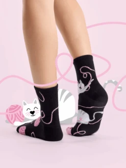 Chaussettes Courtes Chat Et Pelote De Laine -Le Bar à Chaussettes le bar a chaussettes chaussettes courtes chats et pelotes 51105819558221