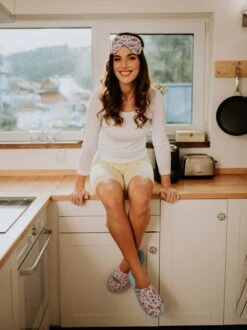 Pantoufles Licornes Arc-en-ciel 9 Pantoufles Licornes Arc-en-ciel -Le Bar à Chaussettes le bar a chaussettes pantoufles originales licornes arc en ciel 37782606119153